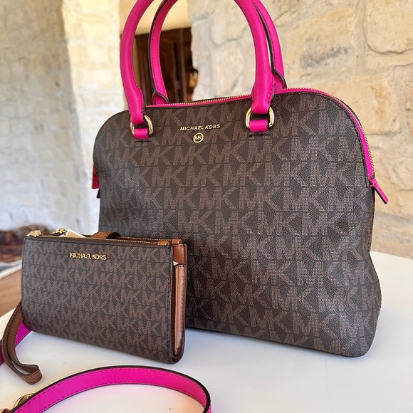 Michael Kors Brown and Pink Women's Bag Set - Picture 2 of 11